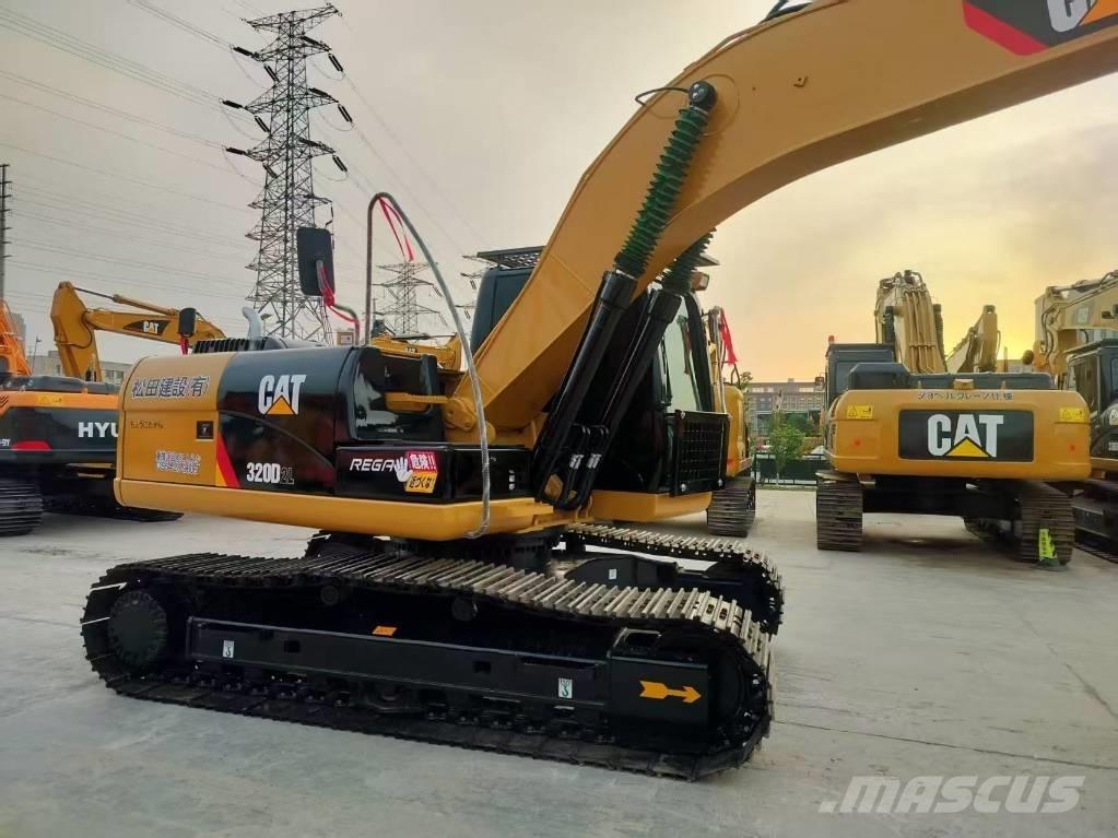 CAT 320 D2L Rupsgraafmachines