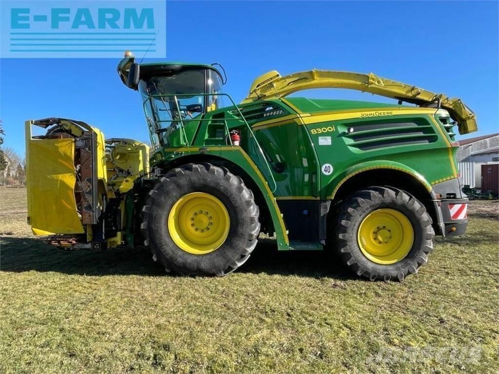 John Deere 8300 Zelfrijdende veldhakselaars
