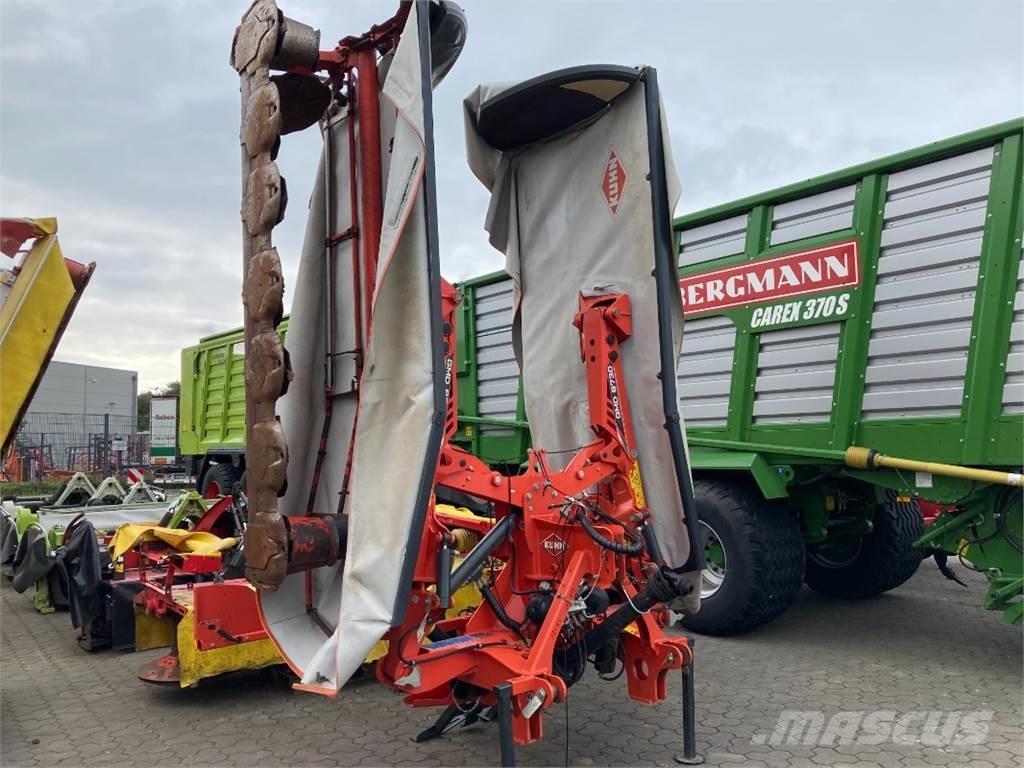 Kuhn GMD 8730 FF Maaikneuzers