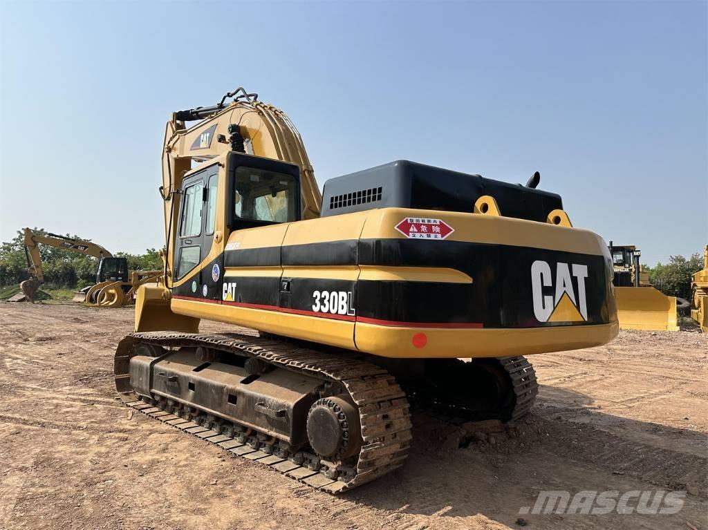 CAT 330 B Rupsgraafmachines