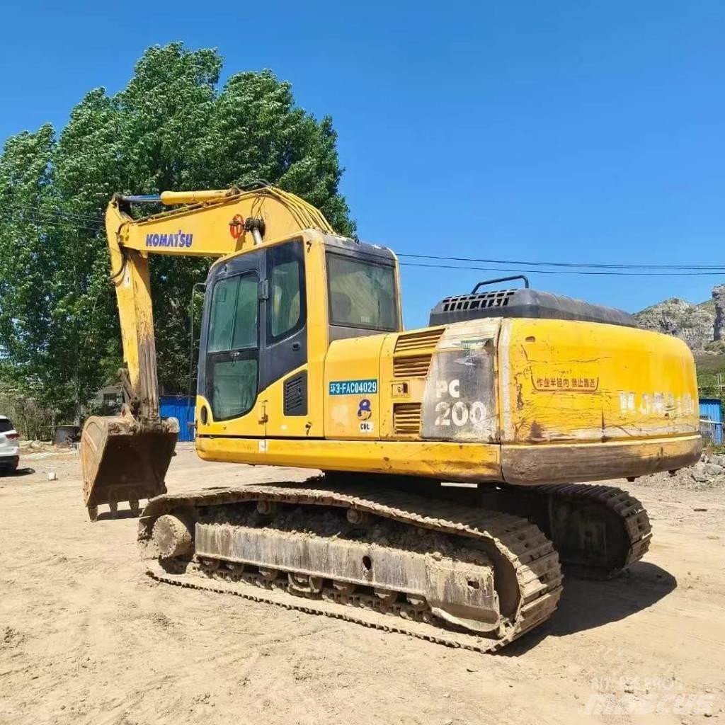 Komatsu PC 200-8 Rupsgraafmachines