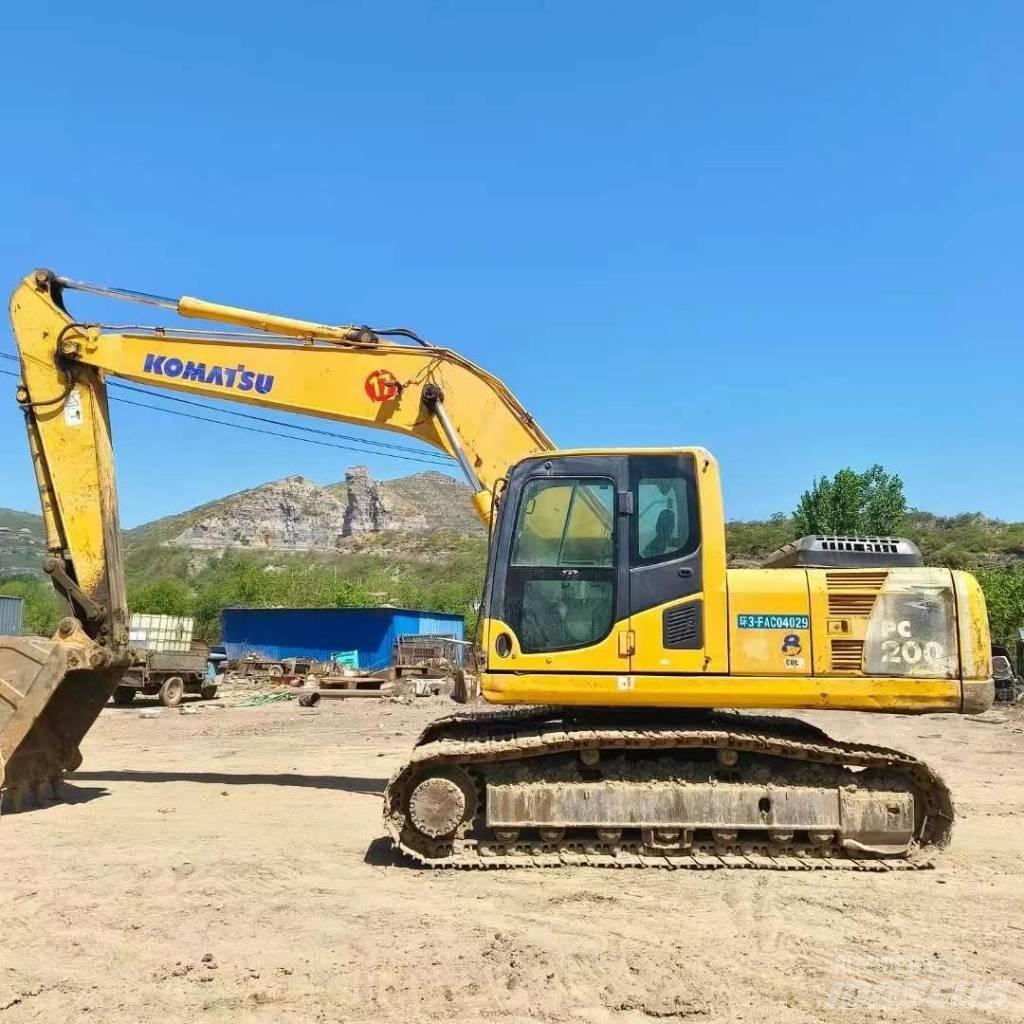 Komatsu PC 200-8 Rupsgraafmachines