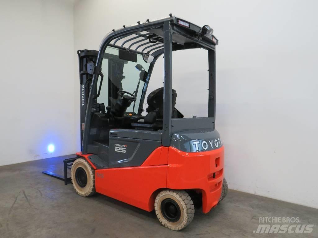 Toyota 8 FBMKT 25 Elektrische heftrucks