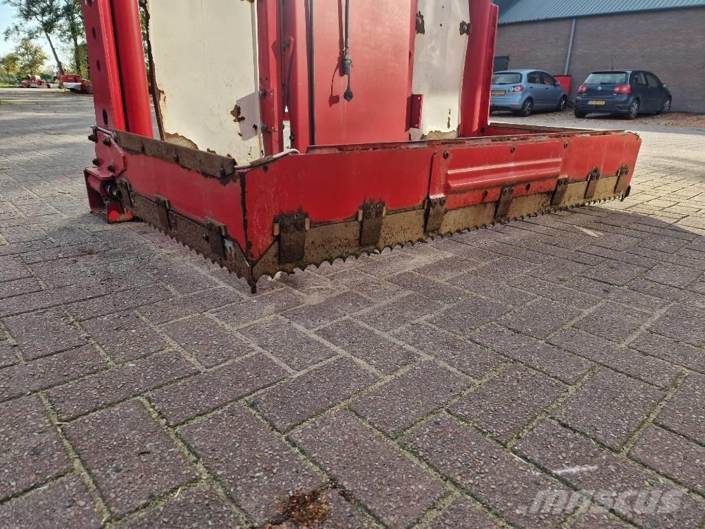 Trioliet TU 170 Balenhakselaars, -snijders en -afwikkelaars