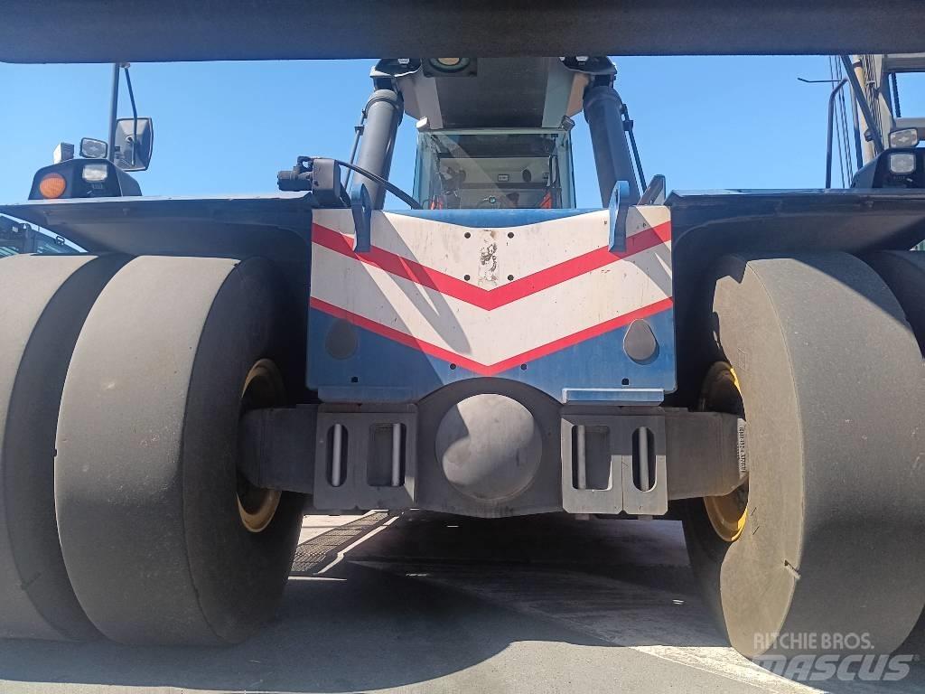 Kalmar DRU450-62S5 Reachstackers