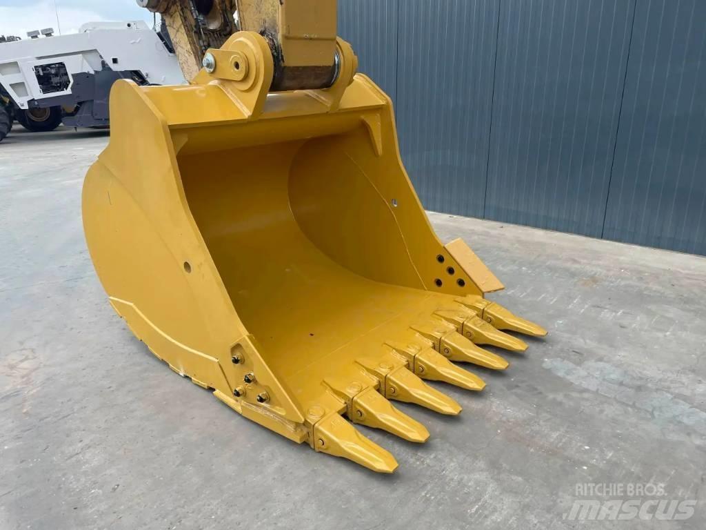 CAT 349E - UB Bakken