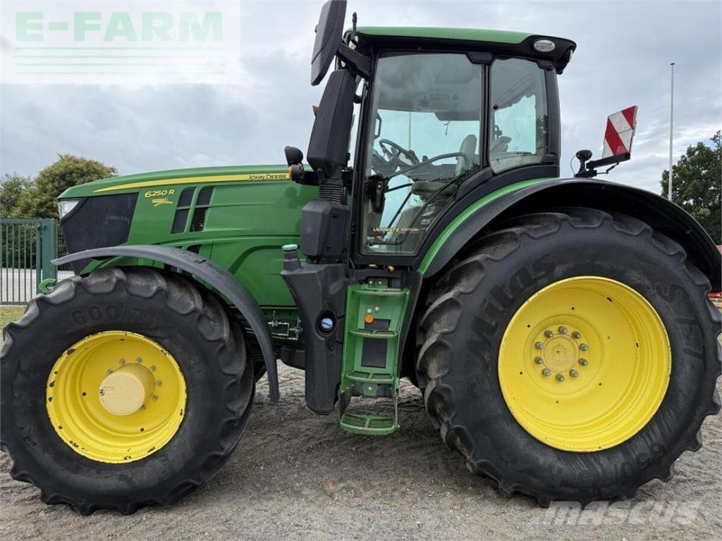 John Deere 6250r Tractoren
