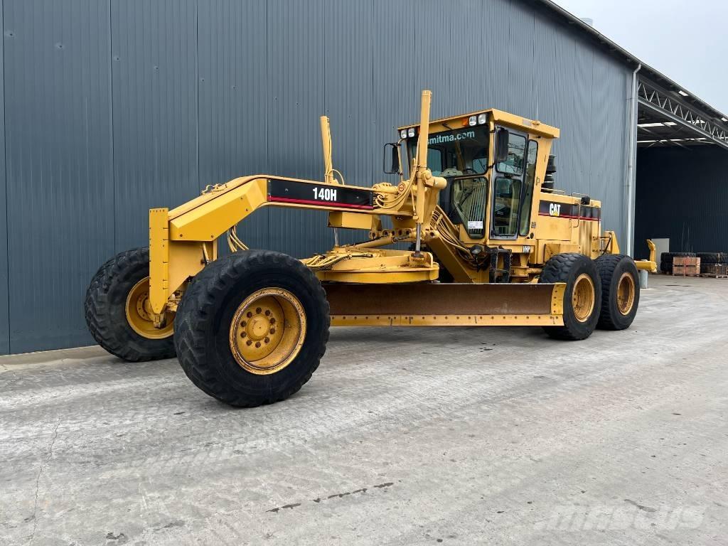 CAT 140H Graders