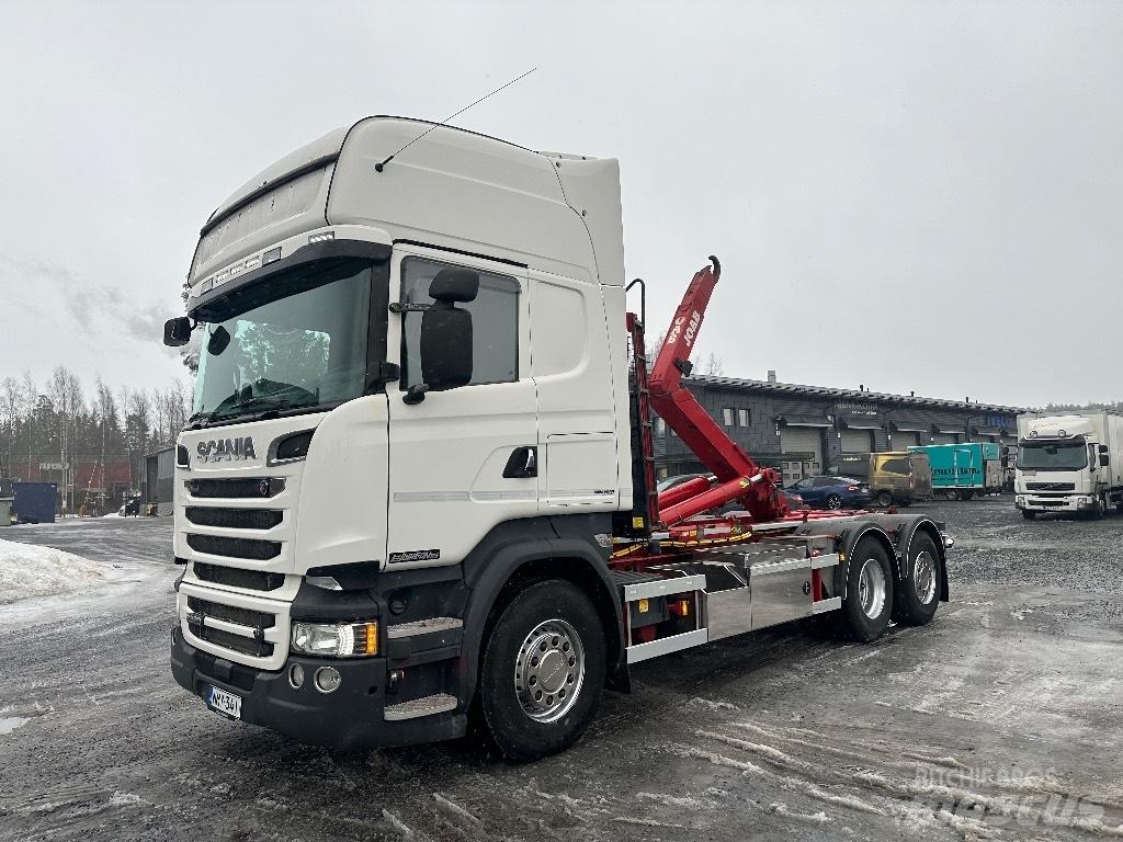 Scania R520 6x2*4 Vrachtwagen met containersysteem