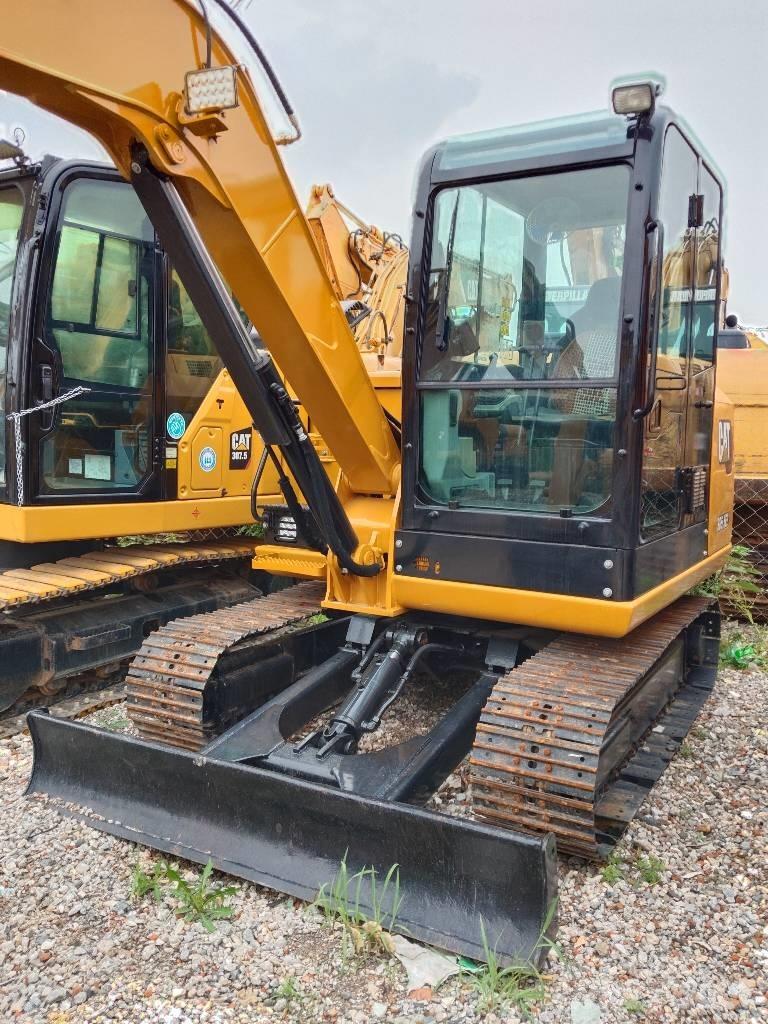 CAT 3055E Minigraafmachines < 7t