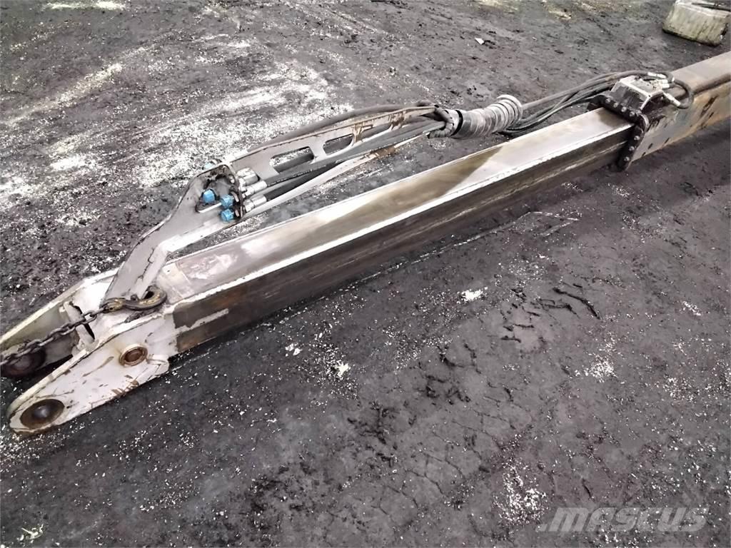 Valmet CRF14 Uitrijwagenkranen