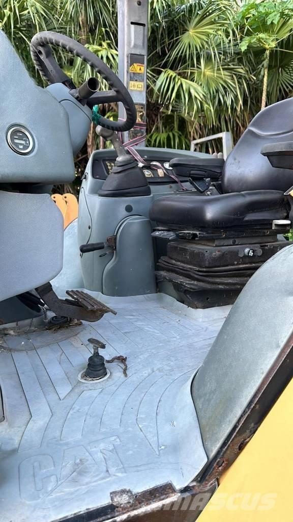 CAT 420 D IT Graaf-laadcombinaties