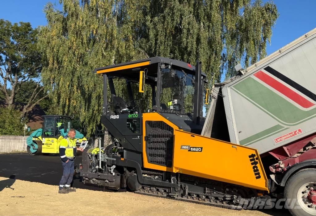 ABG 6820 Asfaltafwerkmachines