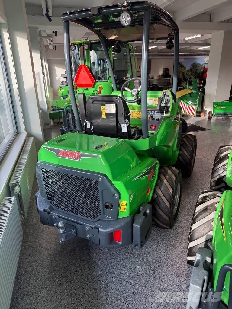 Avant 528 Schrankladers