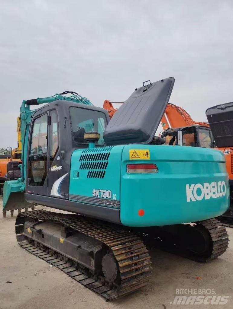 Kobelco 130 Rupsgraafmachines