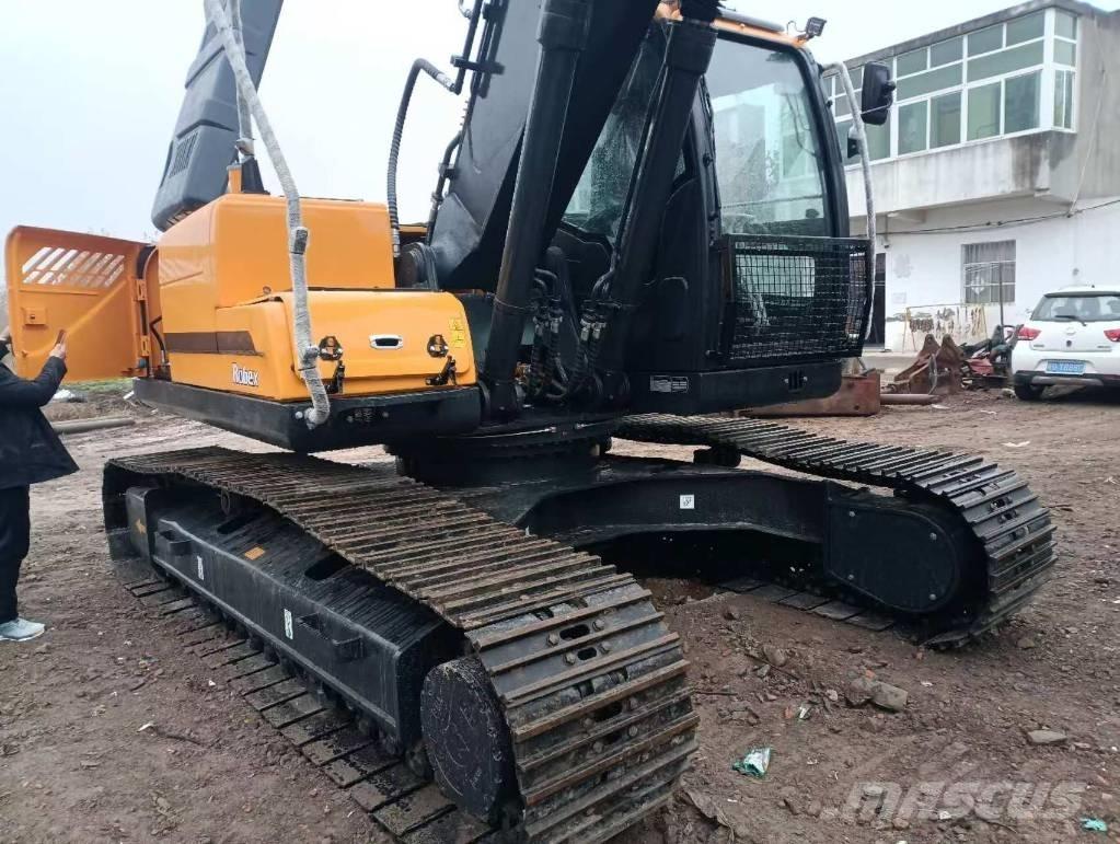 Hyundai 220LC-9S Rupsgraafmachines