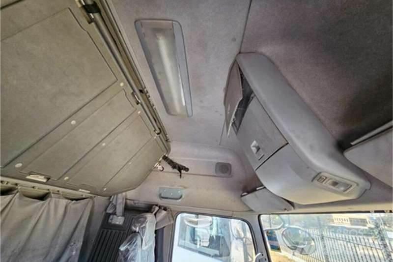 UD TRUCKS QUON Anders