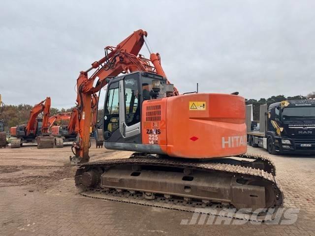 Hitachi ZX 225 US LC Rupsgraafmachines