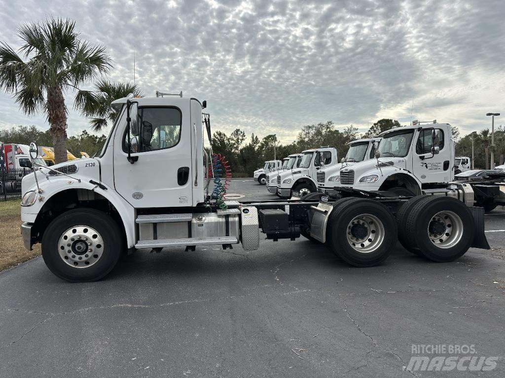 Freightliner M2 Trekkers