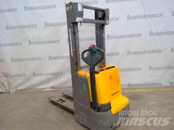 Jungheinrich EJC 112 Meeloop stapelaar