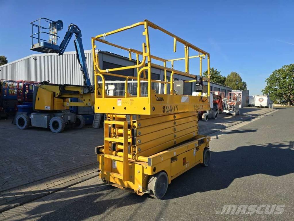 Haulotte Compact 14 Schaarhoogwerkers