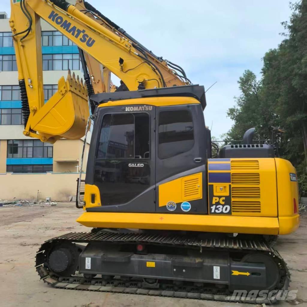 Komatsu PC 130 Amfibische graafmachines