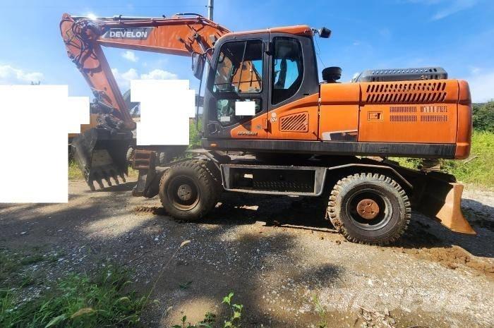 Doosan DX 210 W Wielgraafmachines