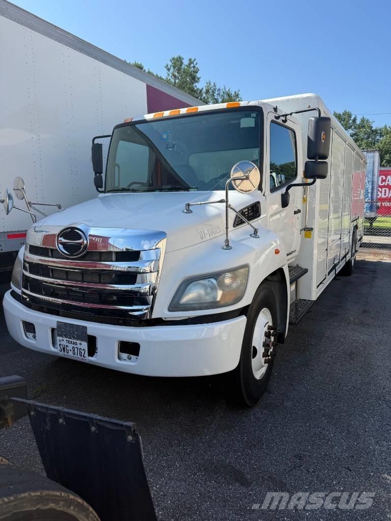 Hino 338 Drankenwagen