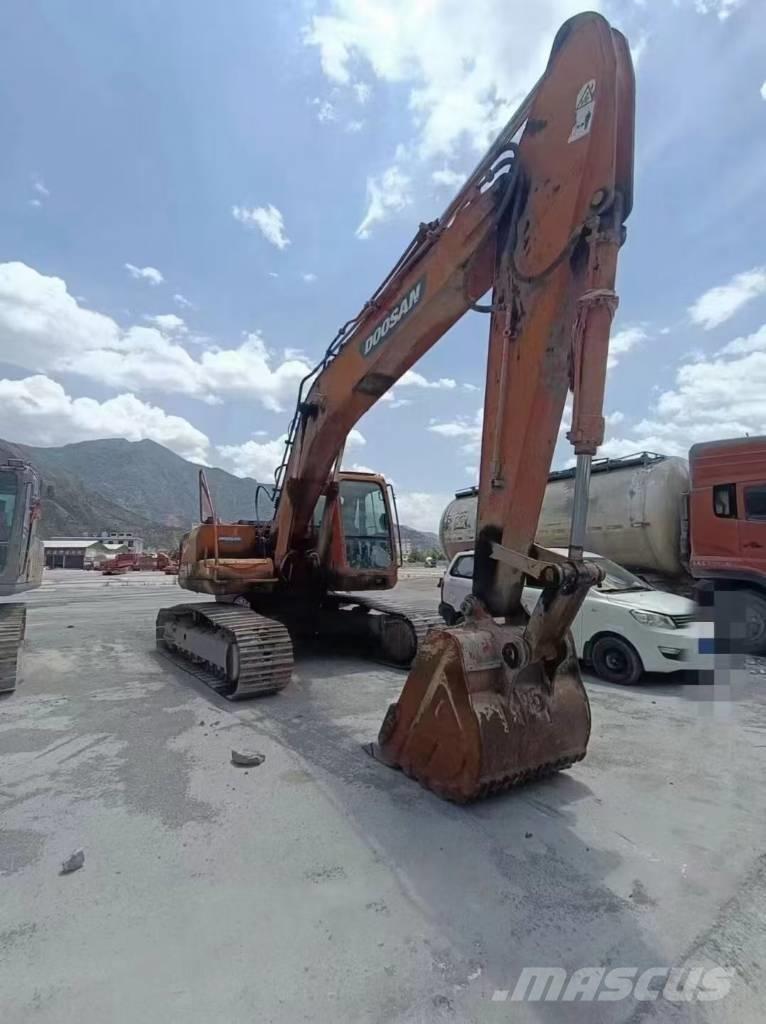 Doosan DH225LC-9 Rupsgraafmachines