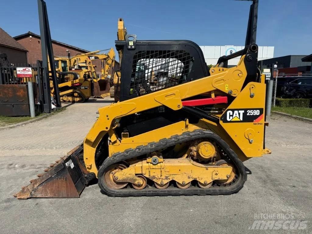 CAT 259D Schrankladers