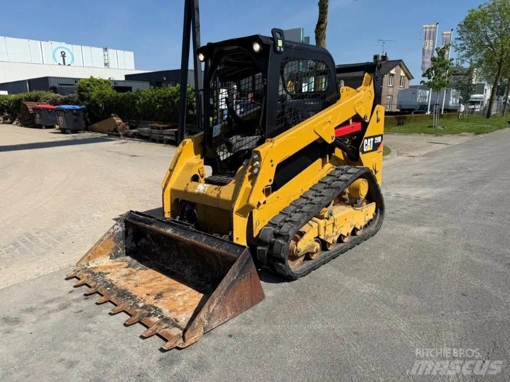 CAT 259D Schrankladers