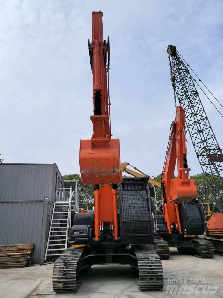 Hitachi ZX 200-3 G Rupsgraafmachines