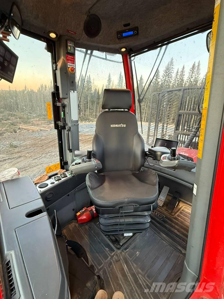 Komatsu 895 Uitrijwagens