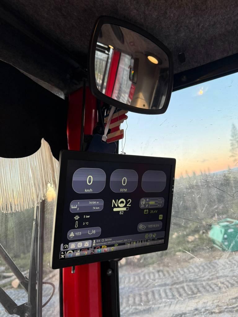 Komatsu 895 Uitrijwagens