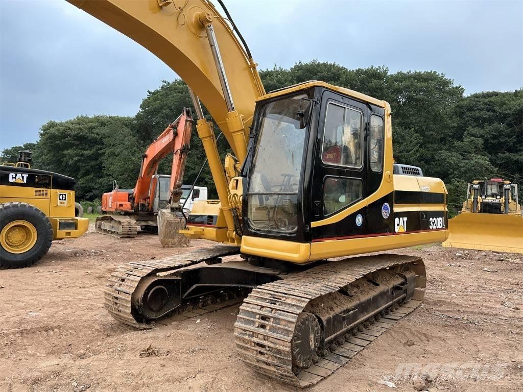 CAT 320 B Rupsgraafmachines