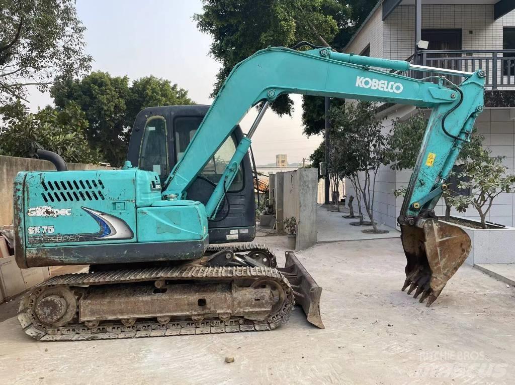 Kobelco SK 75 Rupsgraafmachines
