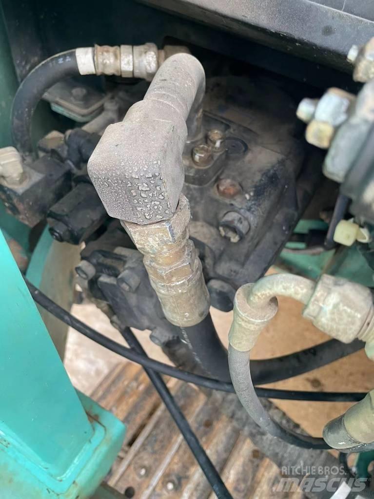 Kobelco SK 75 Rupsgraafmachines
