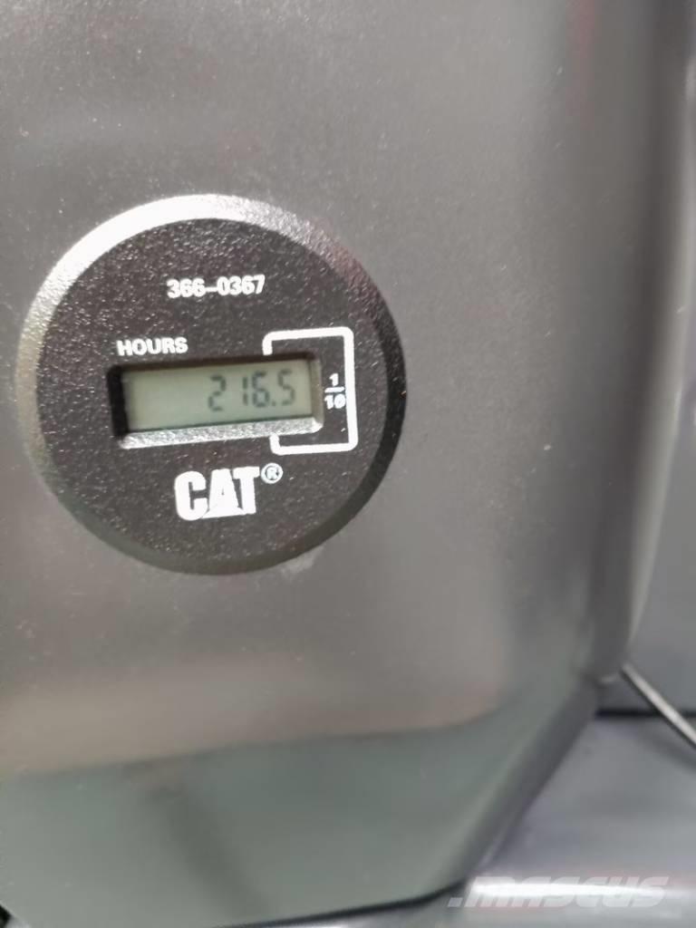 CAT 320 D Rupsgraafmachines