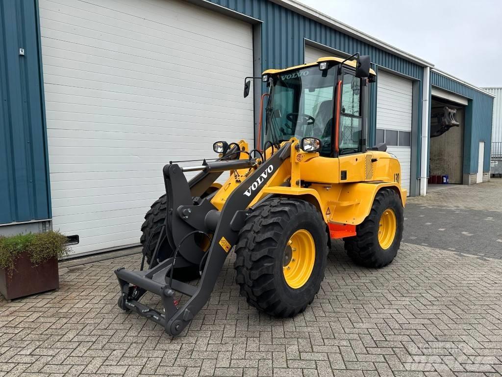 Volvo L30HS Wielladers