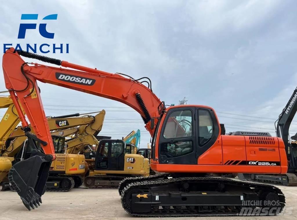 Doosan DX 225 LCA Rupsgraafmachines