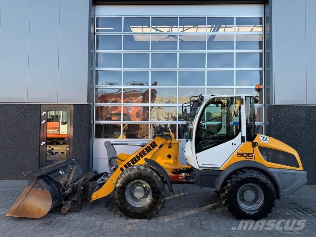 Liebherr L506C Wielladers