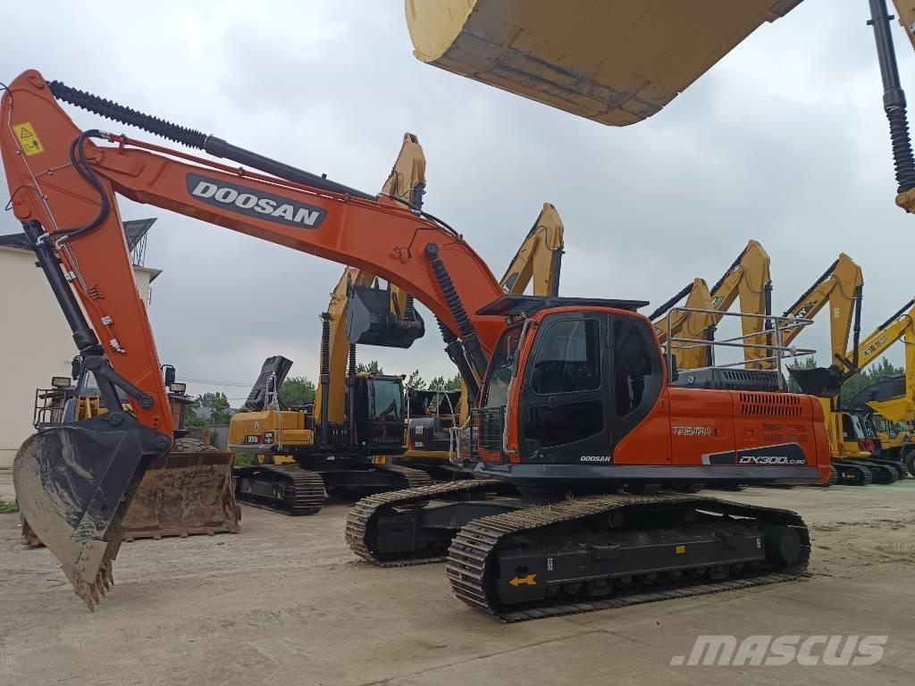 Doosan DX 300 LC Rupsgraafmachines