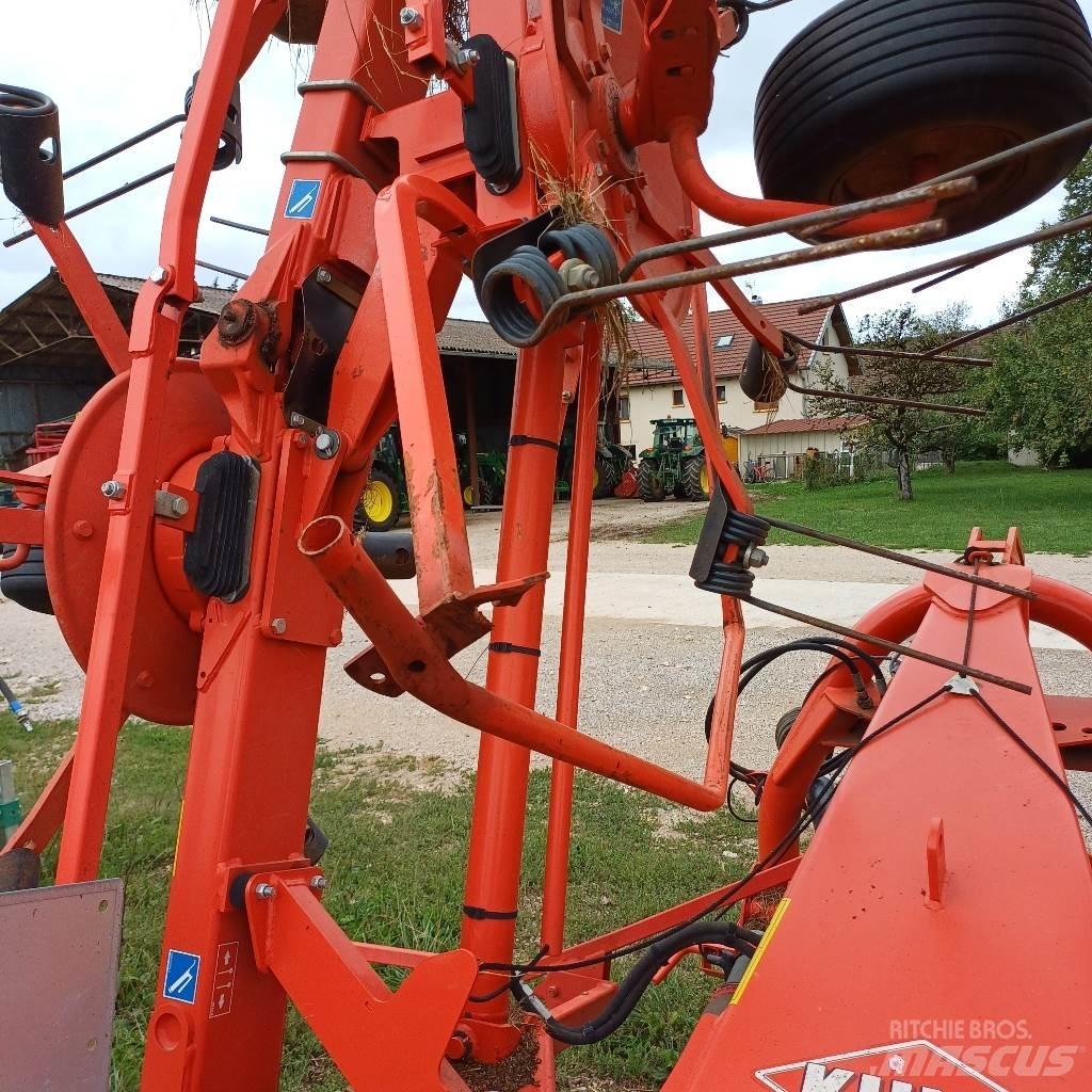 Kuhn GF 8702 Schudders