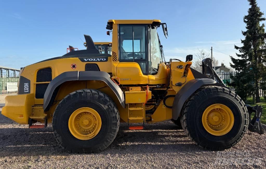 Volvo L 120 H Wielladers