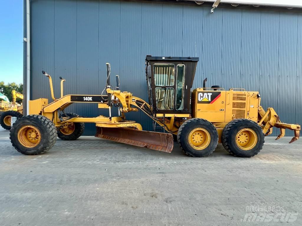 CAT 140 K Graders
