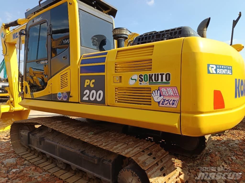 Komatsu PC200 Midigraafmachines 7t - 12t