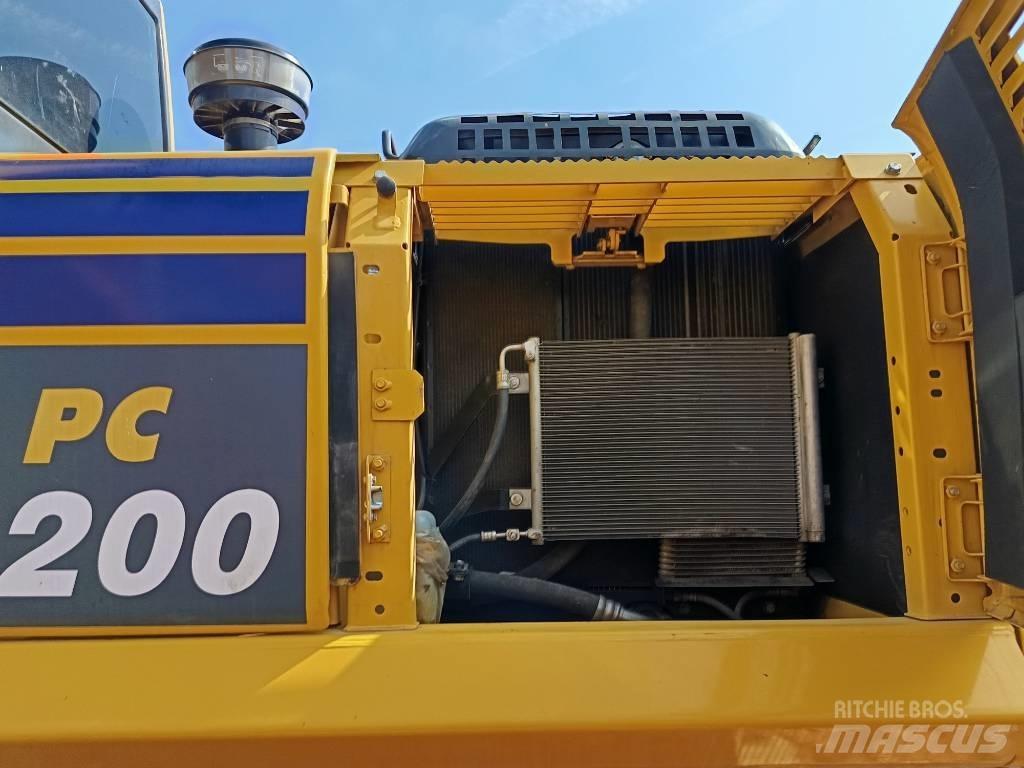 Komatsu PC200 Midigraafmachines 7t - 12t