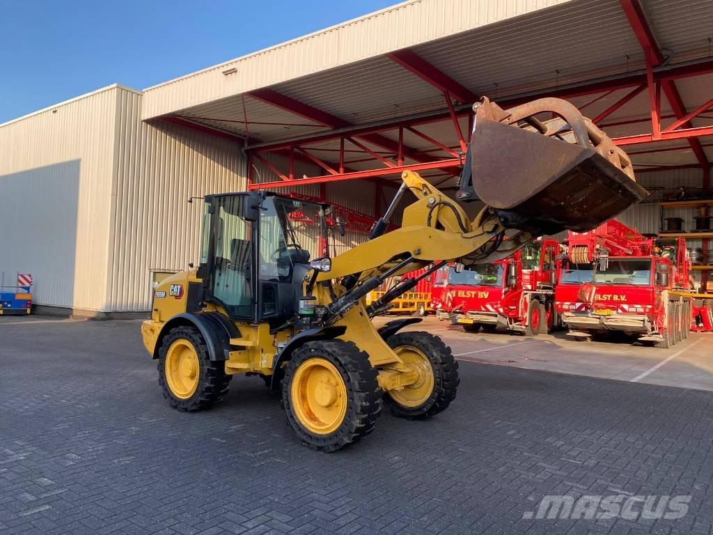 CAT 908M Wielladers