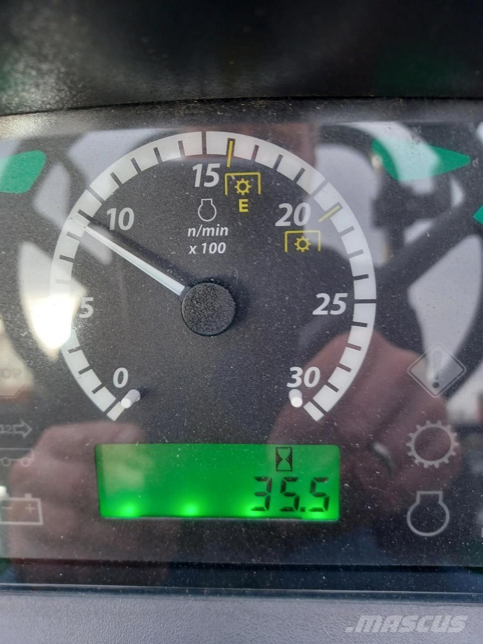 John Deere 5050E Tractoren