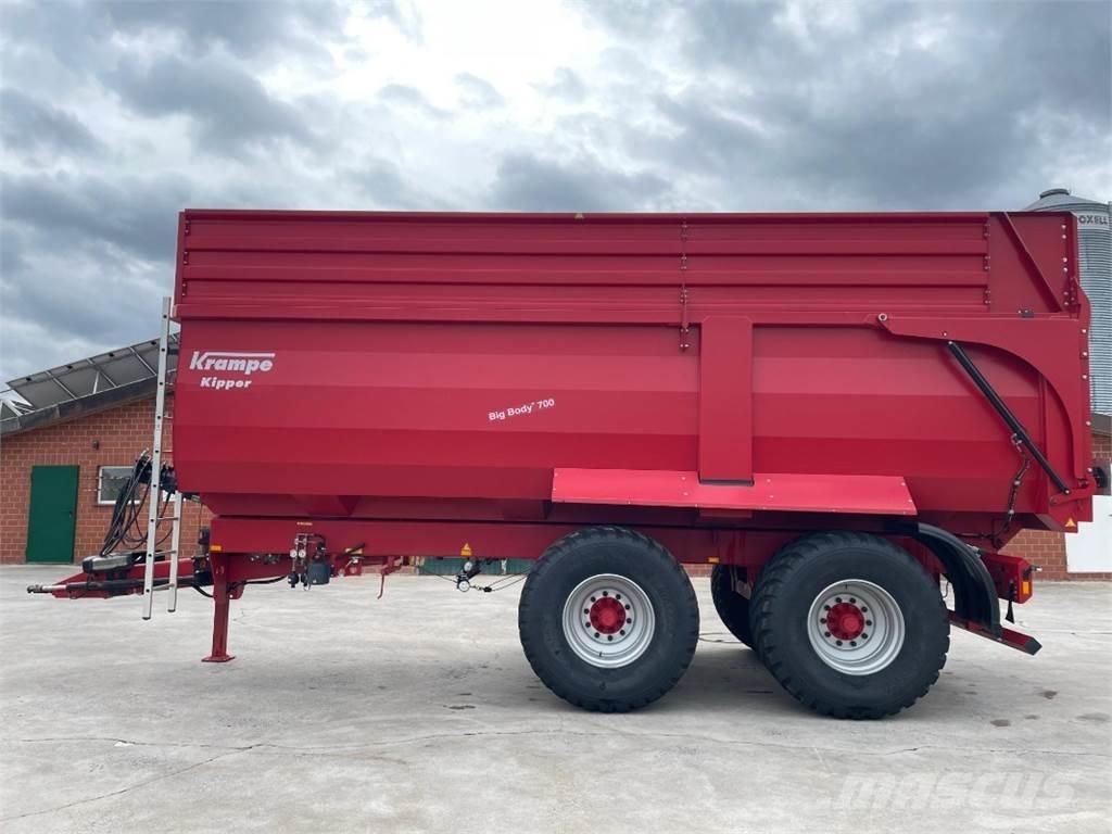 Krampe BigBody 700 Balenwagens